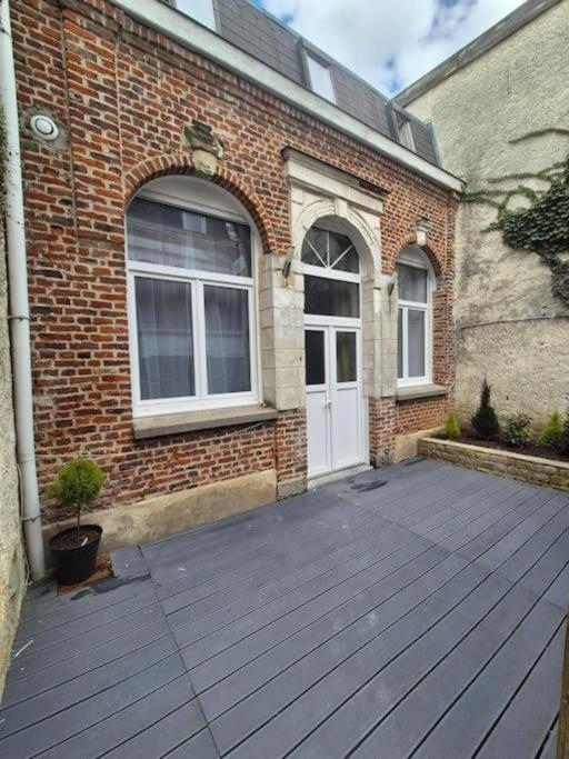 Valscosy Parking - Activites Illegales Interdite Valenciennes Dış mekan fotoğraf